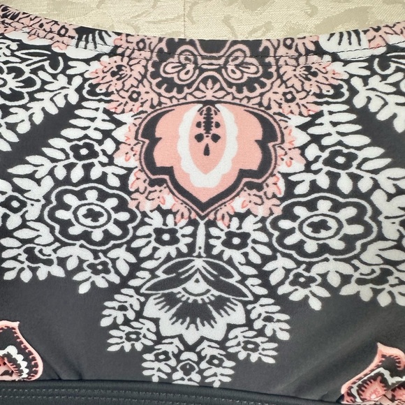 Kona Sol Women's Paisley Bralette Bikini Top Gray Pink Adjustable Straps Medium - Picture 13 of 15